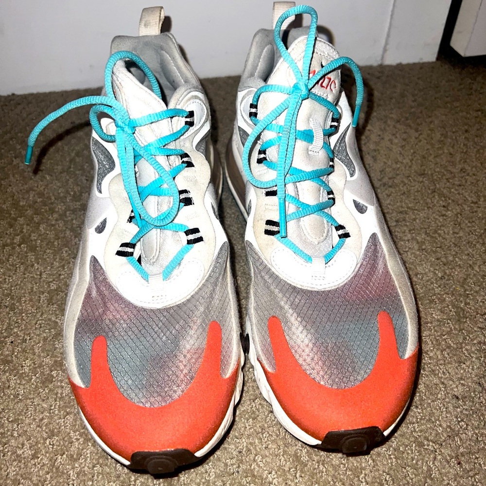 Air Max 270 React. MENS 8.5  #exclusive